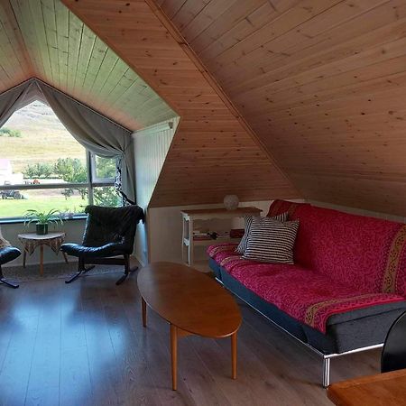 Frostastathir Guesthouse Вармахлид Экстерьер фото